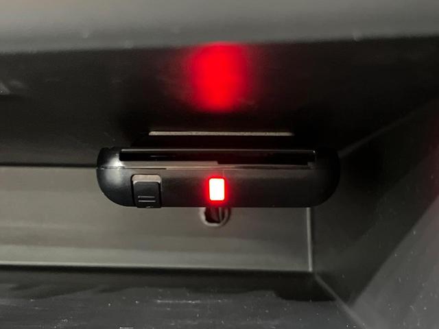 セレナ ハイウェイスター　Ｖセレクション　両側電動ドア　ＳＤナビ　全周囲カメラ　衝突被害軽減システム　禁煙車　ドラレコ　コーナーセンサー　スマートキー　ＨＩＤヘッド　ＥＴＣ　クルコン　純正１６インチアルミ　オートライト　オートエアコン（49枚目）