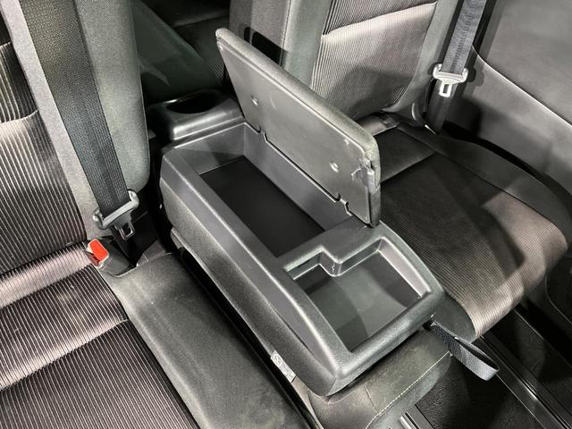 セレナ ハイウェイスター　Ｖセレクション　両側電動ドア　ＳＤナビ　全周囲カメラ　衝突被害軽減システム　禁煙車　ドラレコ　コーナーセンサー　スマートキー　ＨＩＤヘッド　ＥＴＣ　クルコン　純正１６インチアルミ　オートライト　オートエアコン（71枚目）