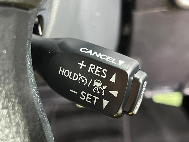 ランドクルーザープラド ＴＸ　Ｌパッケージ・ブラックエディション　４ＷＤ　ディーゼル（軽油）純正ナビ　バックカメラ　衝突軽減　レーダークルーズ　禁煙車　レザーシート　前席シートエアコン　ドラレコ　コーナーセンサー　スマートキー　ＬＥＤヘッド　ビルトインＥＴＣ（7枚目）