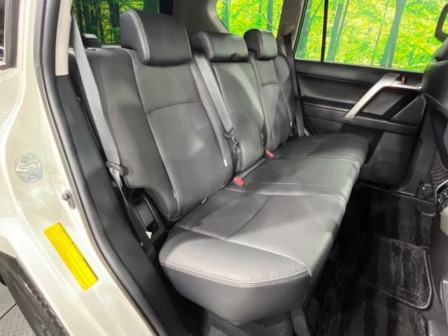 ランドクルーザープラド ＴＸ　Ｌパッケージ・ブラックエディション　４ＷＤ　ディーゼル（軽油）純正ナビ　バックカメラ　衝突軽減　レーダークルーズ　禁煙車　レザーシート　前席シートエアコン　ドラレコ　コーナーセンサー　スマートキー　ＬＥＤヘッド　ビルトインＥＴＣ（9枚目）