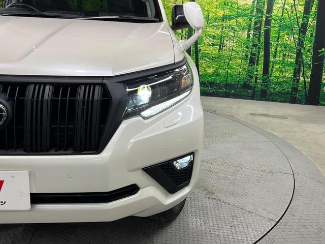 ランドクルーザープラド ＴＸ　Ｌパッケージ・ブラックエディション　４ＷＤ　ディーゼル（軽油）純正ナビ　バックカメラ　衝突軽減　レーダークルーズ　禁煙車　レザーシート　前席シートエアコン　ドラレコ　コーナーセンサー　スマートキー　ＬＥＤヘッド　ビルトインＥＴＣ（12枚目）