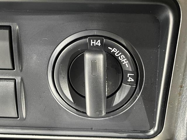 ランドクルーザープラド ＴＸ　Ｌパッケージ・ブラックエディション　４ＷＤ　ディーゼル（軽油）純正ナビ　バックカメラ　衝突軽減　レーダークルーズ　禁煙車　レザーシート　前席シートエアコン　ドラレコ　コーナーセンサー　スマートキー　ＬＥＤヘッド　ビルトインＥＴＣ（44枚目）