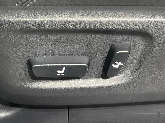 ランドクルーザープラド ＴＸ　Ｌパッケージ・ブラックエディション　４ＷＤ　ディーゼル（軽油）純正ナビ　バックカメラ　衝突軽減　レーダークルーズ　禁煙車　レザーシート　前席シートエアコン　ドラレコ　コーナーセンサー　スマートキー　ＬＥＤヘッド　ビルトインＥＴＣ（60枚目）