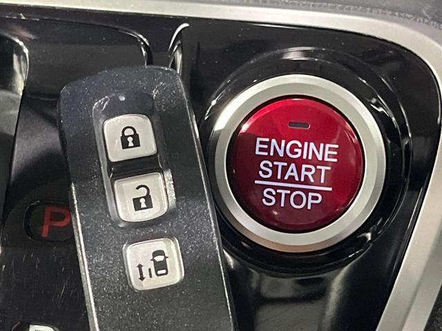 N-BOXカスタム G・Lパッケージ 電動スライドドア 純正ディスプレイオーディオ バックカメラ 禁煙車 スマートキー HIDヘッド ビルトインETC オートライト オートエアコン DVD再生 地デジ(6枚目)