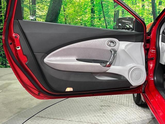 ＣＲ－Ｚ α　６速ＭＴ　純正ナビ　バックカメラ　禁煙車　ＨＩＤヘッド　ビルトインＥＴＣ　クルコン　純正１６インチアルミ　オートエアコン　Ｂｌｕｅｔｏｏｔｈ　ＣＤ　ＤＶＤ再生　地デジ（25枚目）