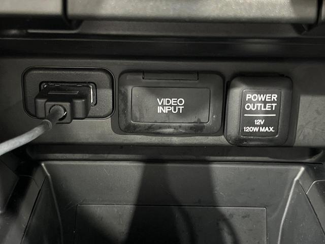 ＣＲ－Ｚ α　６速ＭＴ　純正ナビ　バックカメラ　禁煙車　ＨＩＤヘッド　ビルトインＥＴＣ　クルコン　純正１６インチアルミ　オートエアコン　Ｂｌｕｅｔｏｏｔｈ　ＣＤ　ＤＶＤ再生　地デジ（33枚目）