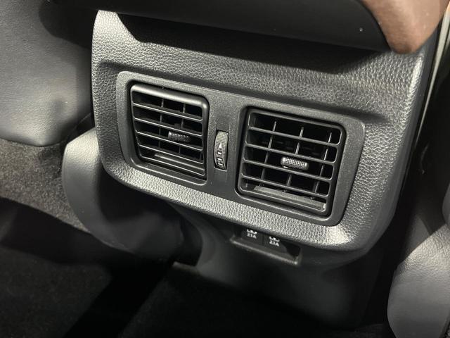 ハリアー Ｚ　全周囲カメラ　衝突被害軽減システム　レーダークルーズ　禁煙車　電動リアゲート　ハーフレザーシート　パワーシート　ドラレコ　コーナーセンサー　スマートキー　ＬＥＤヘッド　ＥＴＣ２．０（60枚目）