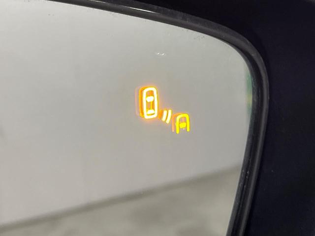 エクリプスクロスPHEV P 4WD メーカー8インチナビ 全周囲カメラ 衝突軽減 禁煙車 レーダークルーズ ハーフレザー パワーシート ドラレコ コーナーセンサー スマートキー LEDヘッド AppleCarplay ETC(6枚目)