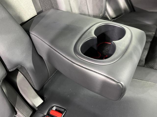 エクリプスクロスPHEV P 4WD メーカー8インチナビ 全周囲カメラ 衝突軽減 禁煙車 レーダークルーズ ハーフレザー パワーシート ドラレコ コーナーセンサー スマートキー LEDヘッド AppleCarplay ETC(62枚目)