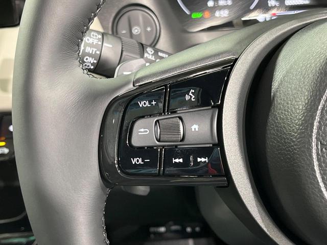 ヴェゼル ｅ：ＨＥＶ　Ｚ・ＰＬａＹパッケージ　登録済未使用車　ガラスルーフ　全周囲カメラ　衝突被害軽減システム　ハーフレザーシート　コーナーセンサー　スマートキー　ＬＥＤヘッド　純正１８インチアルミ　車線逸脱警報　オートライト　デュアルエアコン（21枚目）