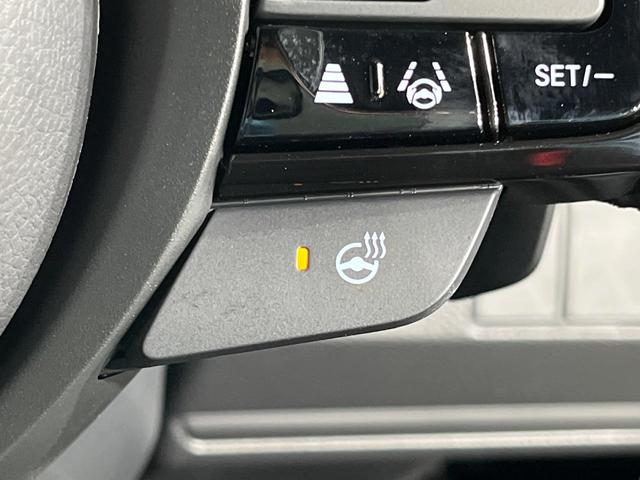 ヴェゼル ｅ：ＨＥＶ　Ｚ・ＰＬａＹパッケージ　登録済未使用車　ガラスルーフ　全周囲カメラ　衝突被害軽減システム　ハーフレザーシート　コーナーセンサー　スマートキー　ＬＥＤヘッド　純正１８インチアルミ　車線逸脱警報　オートライト　デュアルエアコン（23枚目）