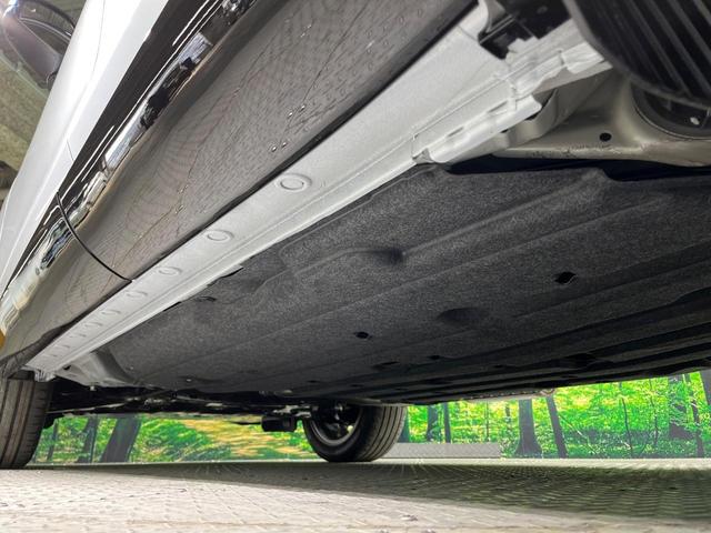 ヴェゼル ｅ：ＨＥＶ　Ｚ・ＰＬａＹパッケージ　登録済未使用車　ガラスルーフ　全周囲カメラ　衝突被害軽減システム　ハーフレザーシート　コーナーセンサー　スマートキー　ＬＥＤヘッド　純正１８インチアルミ　車線逸脱警報　オートライト　デュアルエアコン（63枚目）