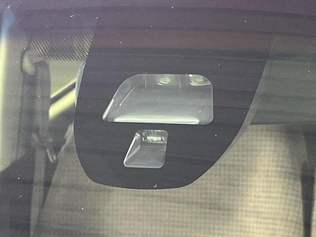 �y�V�e�B�u���[�L�A�N�e�B�u�V�X�e���z�ᑬ���s���ɑO���̎ԗ�����F�����A�Փ˂������Ȏ��͌x��ƃu���[�L�ŏՓˉ���Ɣ�Q�y�����A�V�X�g�B�����S�Ƀh���C�u�����y���݂��������܂��B