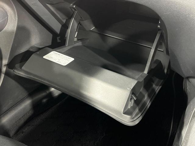 ジューク １５ＲＸ　ＳＤナビ　禁煙車　ドラレコ　スマートキー　ＨＩＤヘッド　ＥＴＣ　オートライト　オートエアコン　ＣＤ　ＤＶＤ再生　フルセグ（30枚目）