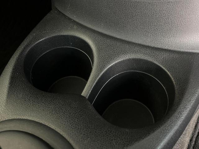 ノート Ｘ　純正ＳＤナビ　バックカメラ　禁煙車　スマートキー　ＨＩＤヘッド　ＣＤ　地デジ　電動格納ミラー　衝突安全ボディ　プライバシーガラス　盗難防止システム　パワーステアリング　パワーウィンドウ（45枚目）