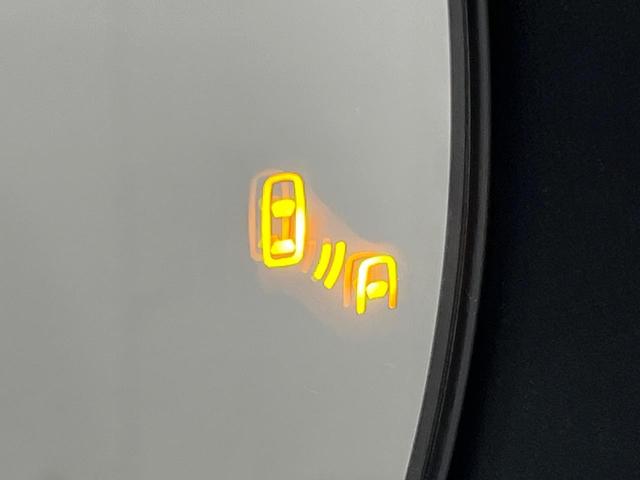 �y�u���C���h�X�|�b�g���j�^�[�z���s���A�h�A�~���[�̎��p�ɂȂ�₷���ӏ��Ɍ㑱�Ԃ��ڋ߂���ƃT�C�h�~���[�t�߂Ɍx����\���A�h���C�o�[�ɒ��ӊ��N�����Ă���܂��B