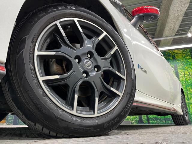ノート ｅ－パワーニスモ　純正ＳＤナビ　全周囲カメラ　衝突被害軽減システム　禁煙車　ドラレコ　コーナーセンサー　スマートキー　ＬＥＤヘッド　ＥＴＣ　純正１６インチアルミ　車線逸脱警報　オートライト　オートエアコン（13枚目）