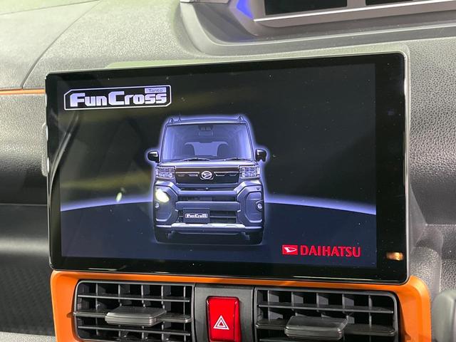 タント ファンクロスターボ　両側電動ドア　純正ＳＤナビ　全周囲カメラ　衝突被害軽減システム　禁煙車　ドラレコ　コーナーセンサー　スマートキー　ＬＥＤヘッド　ビルトインＥＴＣ　純正１５インチアルミ　オートハイビーム　車線逸脱警報（5枚目）