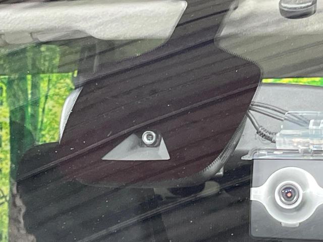 セレナ ハイウェイスター　プロパイロットエディション　両側電動ドア　純正ＳＤナビ　後席モニター　バックカメラ　衝突被害軽減システム　レーダークルーズ　ドラレコ　コーナーセンサー　スマートキー　ＬＥＤヘッド　ビルトインＥＴＣ　純正１６インチアルミ（3枚目）