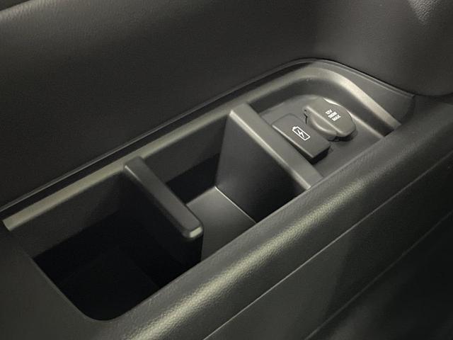 ステップワゴン e:HEVスパーダ 登録済未使用車 純正ナビ 両側電動ドア バックカメラ 衝突被害軽減システム レーダークルーズ 電動リアゲート ハーフレザーシート コーナーセンサー スマートキー LEDヘッド 純正16インチアルミ(28枚目)