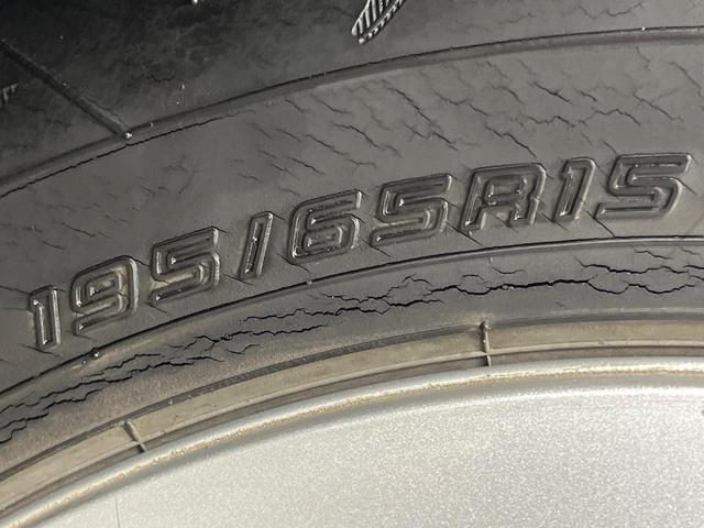 プリウス Ａ　純正ＳＤナビ　バックカメラ　衝突被害軽減システム　レーダークルーズ　禁煙車　コーナーセンサー　スマートキー　ＬＥＤヘッド　ビルトインＥＴＣ　純正　オートライト　オートエアコン　Ｂｌｕｅｔｏｏｔｈ（49枚目）