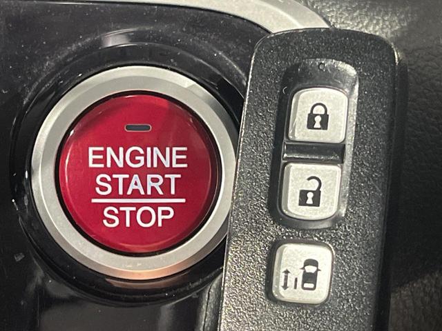 Ｎ－ＢＯＸカスタム Ｇ・Ｌパッケージ　電動スライドドア　純正ＳＤナビ　バックカメラ　禁煙車　ハーフレザーシート　スマートキー　ＨＩＤヘッド　ＥＴＣ　純正１４インチアルミ　オートライト　オートエアコン　Ｂｌｕｅｔｏｏｔｈ　ＤＶＤ再生（7枚目）