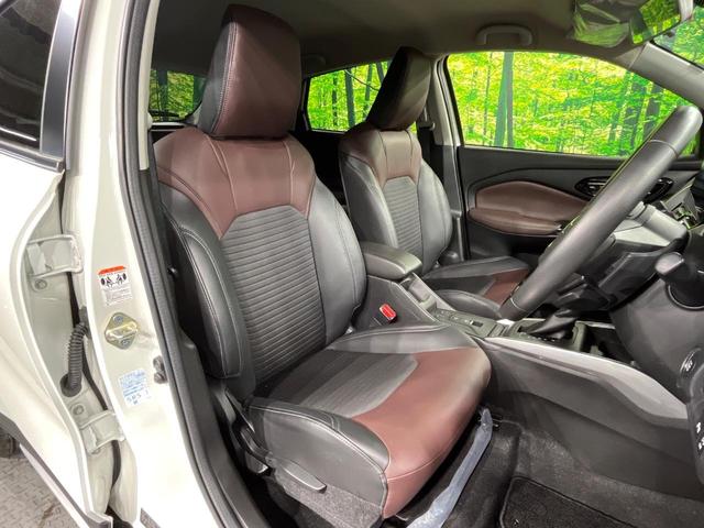 フロンクス ベースグレード　全周囲カメラ　衝突被害軽減システム　レーダークルーズ　禁煙車　ハーフレザーシート　コーナーセンサー　スマートキー　ＬＥＤヘッド　ＥＴＣ　純正１６インチアルミ　オートライト　オートエアコン（8枚目）