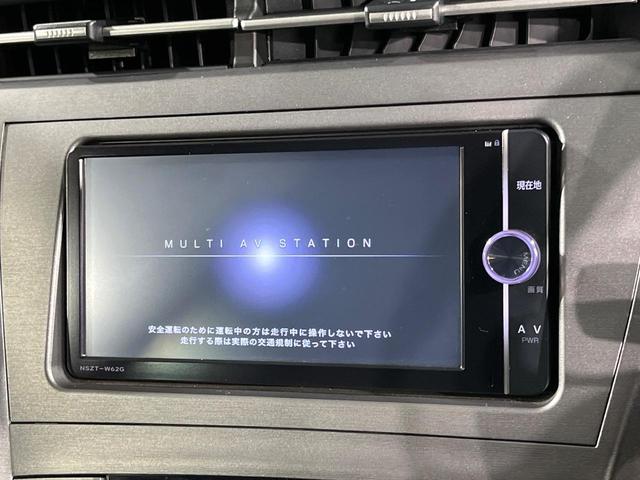 プリウス Ｓ　純正ＳＤナビ　バックカメラ　ドラレコ　スマートキー　ＨＩＤヘッド　ビルトインＥＴＣ　純正１５インチアルミ　オートライト　オートエアコン　Ｂｌｕｅｔｏｏｔｈ　ＣＤ　ＤＶＤ再生　地デジ（3枚目）