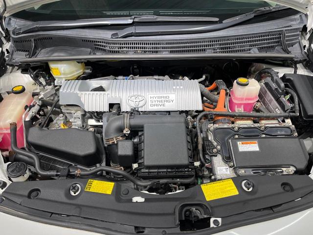 プリウス Ｓ　純正ＳＤナビ　バックカメラ　ドラレコ　スマートキー　ＨＩＤヘッド　ビルトインＥＴＣ　純正１５インチアルミ　オートライト　オートエアコン　Ｂｌｕｅｔｏｏｔｈ　ＣＤ　ＤＶＤ再生　地デジ（18枚目）