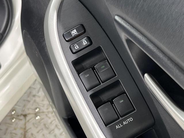 プリウス Ｓ　純正ＳＤナビ　バックカメラ　ドラレコ　スマートキー　ＨＩＤヘッド　ビルトインＥＴＣ　純正１５インチアルミ　オートライト　オートエアコン　Ｂｌｕｅｔｏｏｔｈ　ＣＤ　ＤＶＤ再生　地デジ（41枚目）