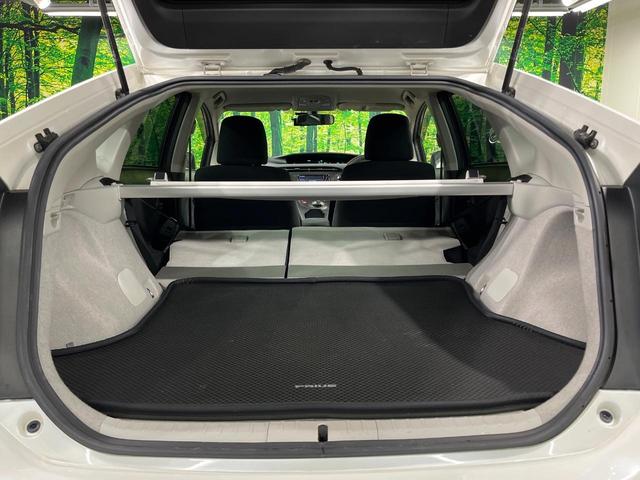 プリウス Ｓ　純正ＳＤナビ　バックカメラ　ドラレコ　スマートキー　ＨＩＤヘッド　ビルトインＥＴＣ　純正１５インチアルミ　オートライト　オートエアコン　Ｂｌｕｅｔｏｏｔｈ　ＣＤ　ＤＶＤ再生　地デジ（51枚目）