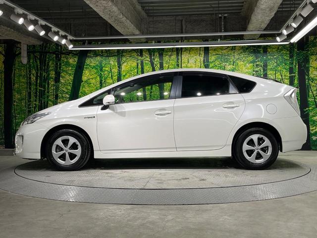 プリウス Ｓ　純正ＳＤナビ　バックカメラ　ドラレコ　スマートキー　ＨＩＤヘッド　ビルトインＥＴＣ　純正１５インチアルミ　オートライト　オートエアコン　Ｂｌｕｅｔｏｏｔｈ　ＣＤ　ＤＶＤ再生　地デジ（60枚目）