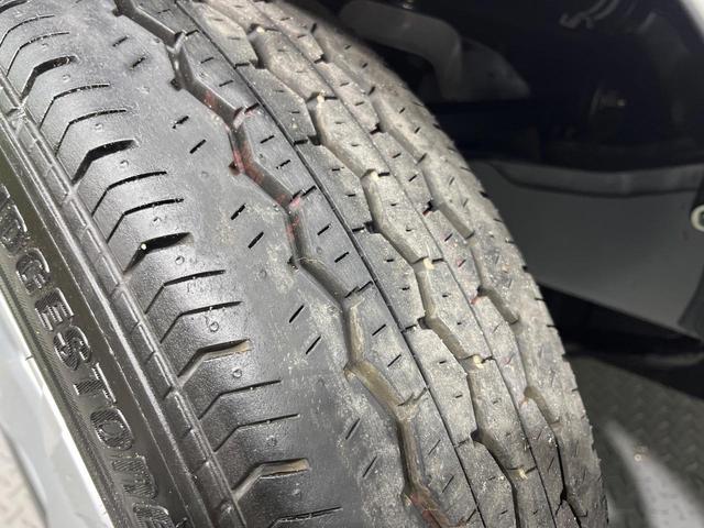 ハイエースバン スーパーＧＬ　ダークプライムＩＩ　両側電動ドア　衝突被害軽減システム　ハーフレザーシート　コーナーセンサー　スマートキー　ＬＥＤヘッド　車線逸脱警報　オートライト　オートエアコン　ＬＥＤフォグ（55枚目）