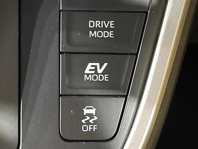 ノア ハイブリッドＺ　両側電動ドア　全周囲カメラ　衝突被害軽減システム　レーダークルーズ　禁煙車　ハーフレザーシート　ドラレコ　コーナーセンサー　スマートキー　ＬＥＤヘッド　ＥＴＣ２．０　純正１６インチアルミ（53枚目）