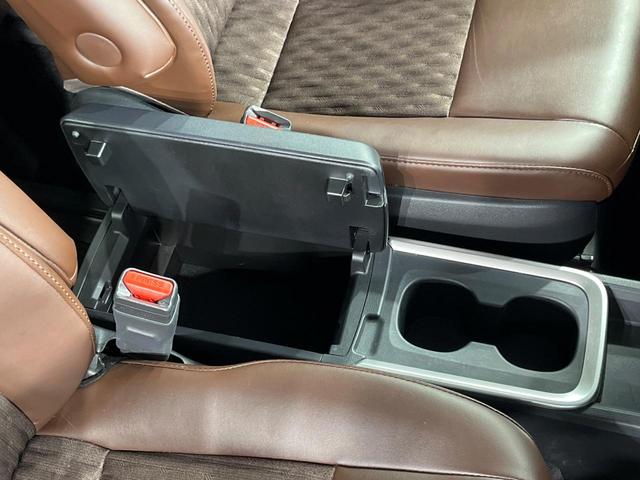 ノア ハイブリッドＺ　両側電動ドア　全周囲カメラ　衝突被害軽減システム　レーダークルーズ　禁煙車　ハーフレザーシート　ドラレコ　コーナーセンサー　スマートキー　ＬＥＤヘッド　ＥＴＣ２．０　純正１６インチアルミ（63枚目）