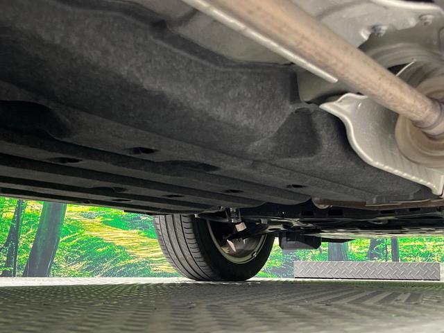 ヴェゼル ｅ：ＨＥＶ　Ｚ　メーカー９インチナビ　バックカメラ　衝突軽減　禁煙車　電動リアゲート　ハーフレザーシート　ドラレコ　コーナーセンサー　スマートキー　ＬＥＤヘッド　ＥＴＣ　純正１８インチアルミ　レーンキープ（22枚目）