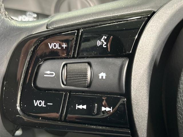 ヴェゼル ｅ：ＨＥＶ　Ｚ　メーカー９インチナビ　バックカメラ　衝突軽減　禁煙車　電動リアゲート　ハーフレザーシート　ドラレコ　コーナーセンサー　スマートキー　ＬＥＤヘッド　ＥＴＣ　純正１８インチアルミ　レーンキープ（33枚目）