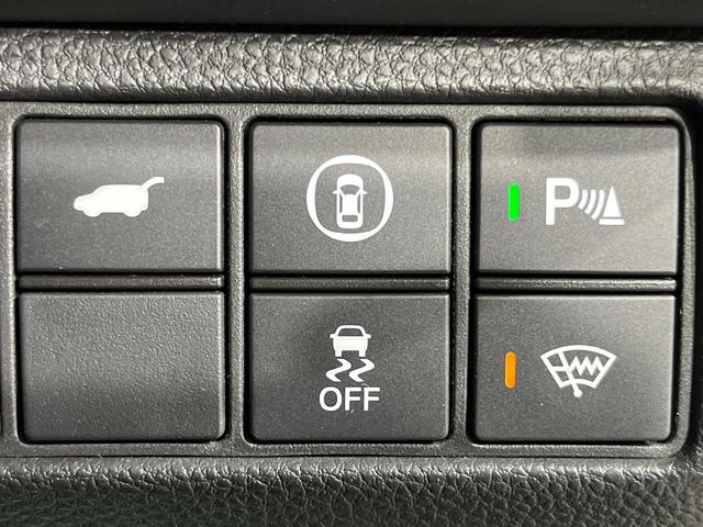 ヴェゼル ｅ：ＨＥＶ　Ｚ　メーカー９インチナビ　バックカメラ　衝突軽減　禁煙車　電動リアゲート　ハーフレザーシート　ドラレコ　コーナーセンサー　スマートキー　ＬＥＤヘッド　ＥＴＣ　純正１８インチアルミ　レーンキープ（35枚目）