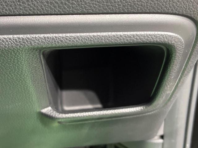 ヴェゼル ｅ：ＨＥＶ　Ｚ　メーカー９インチナビ　バックカメラ　衝突軽減　禁煙車　電動リアゲート　ハーフレザーシート　ドラレコ　コーナーセンサー　スマートキー　ＬＥＤヘッド　ＥＴＣ　純正１８インチアルミ　レーンキープ（47枚目）