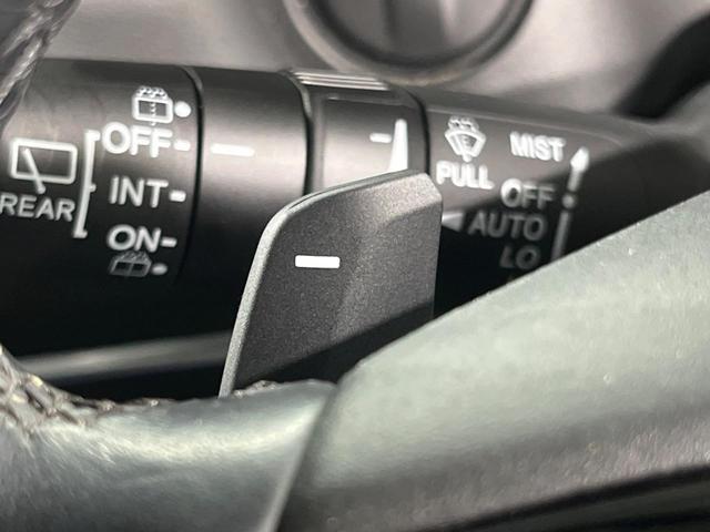 ヴェゼル ｅ：ＨＥＶ　Ｚ　メーカー９インチナビ　バックカメラ　衝突軽減　禁煙車　電動リアゲート　ハーフレザーシート　ドラレコ　コーナーセンサー　スマートキー　ＬＥＤヘッド　ＥＴＣ　純正１８インチアルミ　レーンキープ（48枚目）