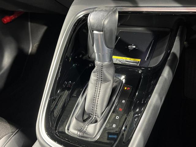 ヴェゼル ｅ：ＨＥＶ　Ｚ　メーカー９インチナビ　バックカメラ　衝突軽減　禁煙車　電動リアゲート　ハーフレザーシート　ドラレコ　コーナーセンサー　スマートキー　ＬＥＤヘッド　ＥＴＣ　純正１８インチアルミ　レーンキープ（58枚目）