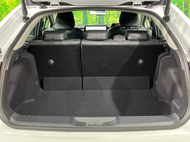 プリウス Z 全周囲カメラ 衝突被害軽減システム レーダークルーズ 禁煙車 ハーフレザーシート 前席シートエアコン パワーシート コーナーセンサー スマートキー LEDヘッド ETC2.0 純正19インチアルミ(10枚目)