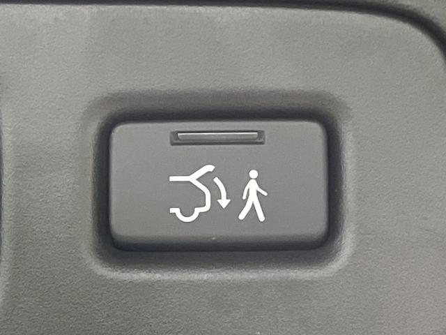 ヴェゼル ｅ：ＨＥＶ　Ｚ　フルエアロ　純正ＳＤナビ　バックカメラ　衝突被害軽減システム　禁煙車　電動リアゲート　ハーフレザーシート　ドラレコ　コーナーセンサー　スマートキー　ＬＥＤヘッド　ＥＴＣ　純正１８インチアルミ（35枚目）