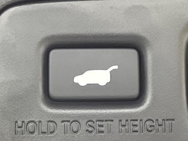 ヴェゼル ｅ：ＨＥＶ　Ｚ　フルエアロ　純正ＳＤナビ　バックカメラ　衝突被害軽減システム　禁煙車　電動リアゲート　ハーフレザーシート　ドラレコ　コーナーセンサー　スマートキー　ＬＥＤヘッド　ＥＴＣ　純正１８インチアルミ（36枚目）