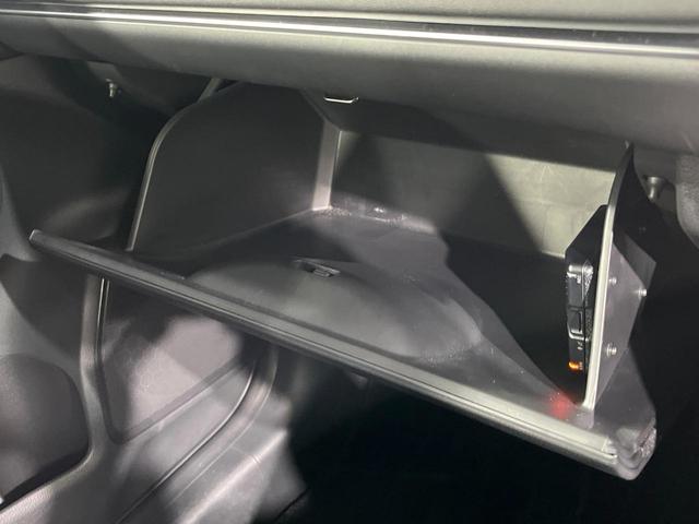 ヴェゼル ｅ：ＨＥＶ　Ｚ　フルエアロ　純正ＳＤナビ　バックカメラ　衝突被害軽減システム　禁煙車　電動リアゲート　ハーフレザーシート　ドラレコ　コーナーセンサー　スマートキー　ＬＥＤヘッド　ＥＴＣ　純正１８インチアルミ（56枚目）