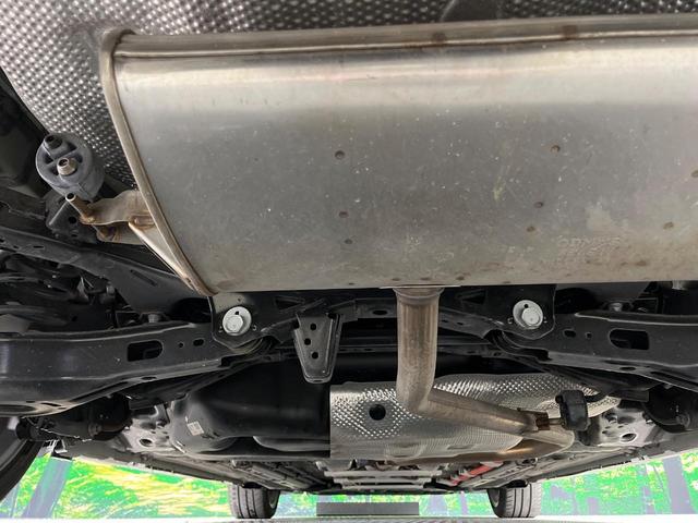 カローラツーリング ハイブリッド ダブルバイビー 10型ナビ バックカメラ 衝突被害軽減システム レーダークルーズ 禁煙車 ハーフレザーシート スマートキー LEDヘッド ETC2.0 純正17インチアルミ オートハイビーム オートライト(19枚目)