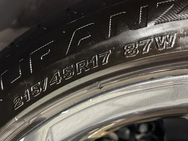 カローラツーリング ハイブリッド ダブルバイビー 10型ナビ バックカメラ 衝突被害軽減システム レーダークルーズ 禁煙車 ハーフレザーシート スマートキー LEDヘッド ETC2.0 純正17インチアルミ オートハイビーム オートライト(64枚目)