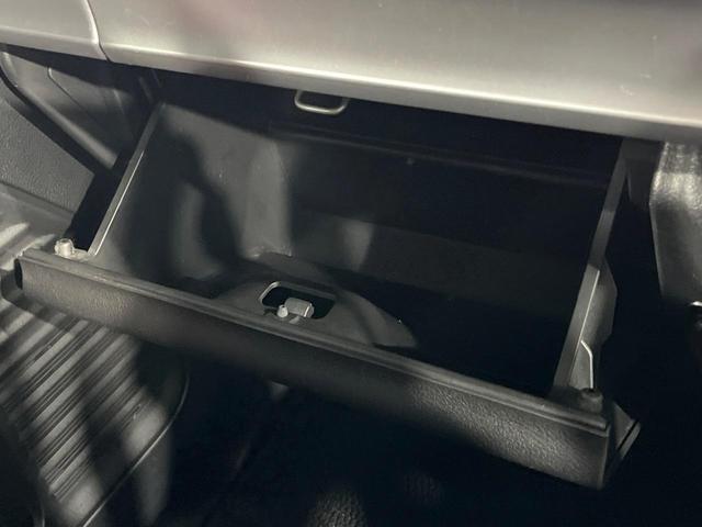 スペーシア ハイブリッドＸ　メーカー９インチナビ　両側電動ドア　全周囲カメラ　衝突軽減　禁煙車　ドラレコ　コーナーセンサー　スマートキー　ＥＴＣ　オートライト　オートエアコン　Ｂｌｕｅｔｏｏｔｈ　ＡｐｐｌｅＣａｒｐｌａｙ（52枚目）