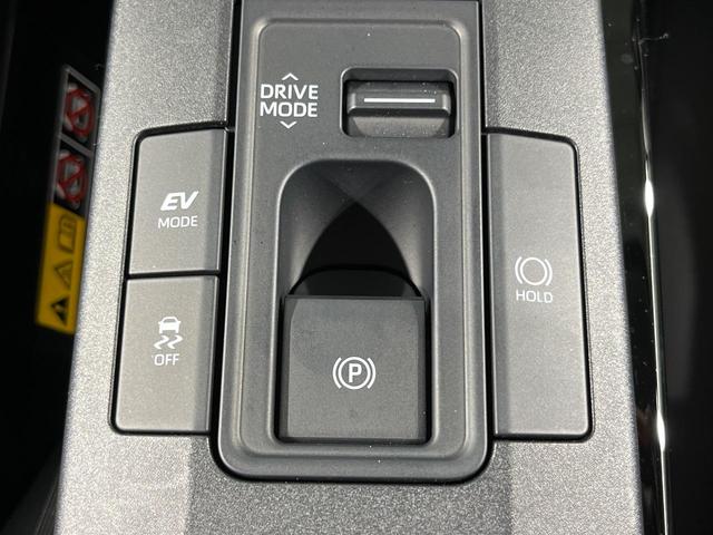 プリウス Ｚ　ガラスルーフ　全周囲カメラ　衝突被害軽減システム　レーダークルーズ　禁煙車　電動リアゲート　前席シートエアコン　パワーシート　ドラレコ　コーナーセンサー　スマートキー　ＬＥＤヘッド　ＥＴＣ２．０（49枚目）