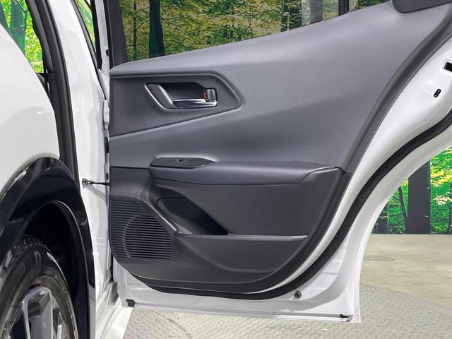 プリウス Ｚ　ガラスルーフ　全周囲カメラ　衝突被害軽減システム　レーダークルーズ　禁煙車　電動リアゲート　前席シートエアコン　パワーシート　ドラレコ　コーナーセンサー　スマートキー　ＬＥＤヘッド　ＥＴＣ２．０（64枚目）